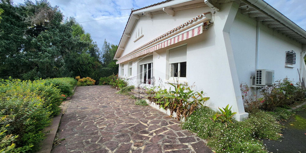 maison à HALSOU (64480)