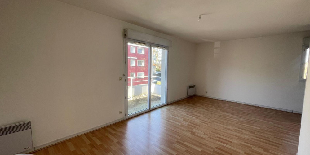 appartement à PAU (64000)