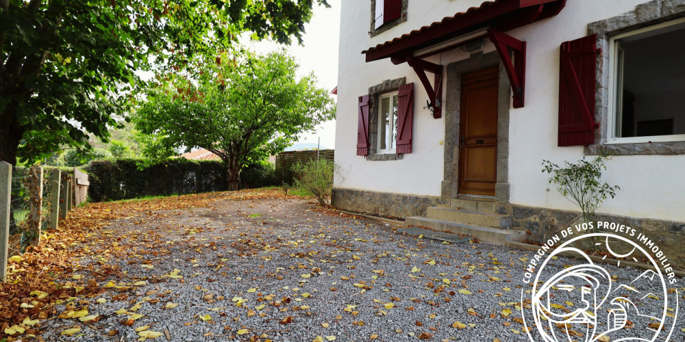 appartement à CAMBO LES BAINS (64250)
