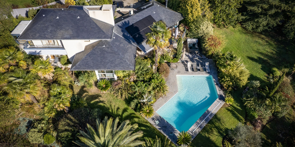 maison à PAU (64000)