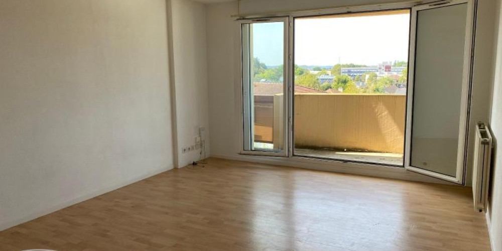 appartement à PAU (64000)