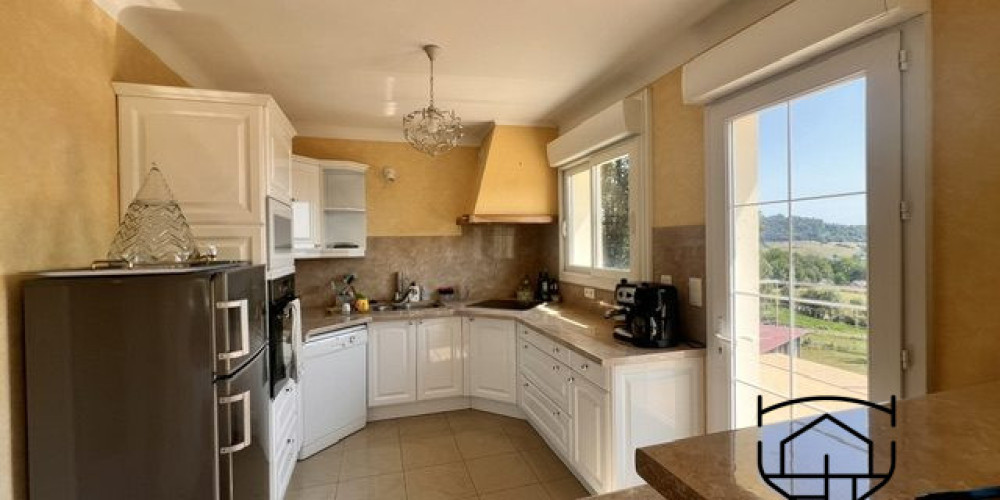 maison à GAN (64290)