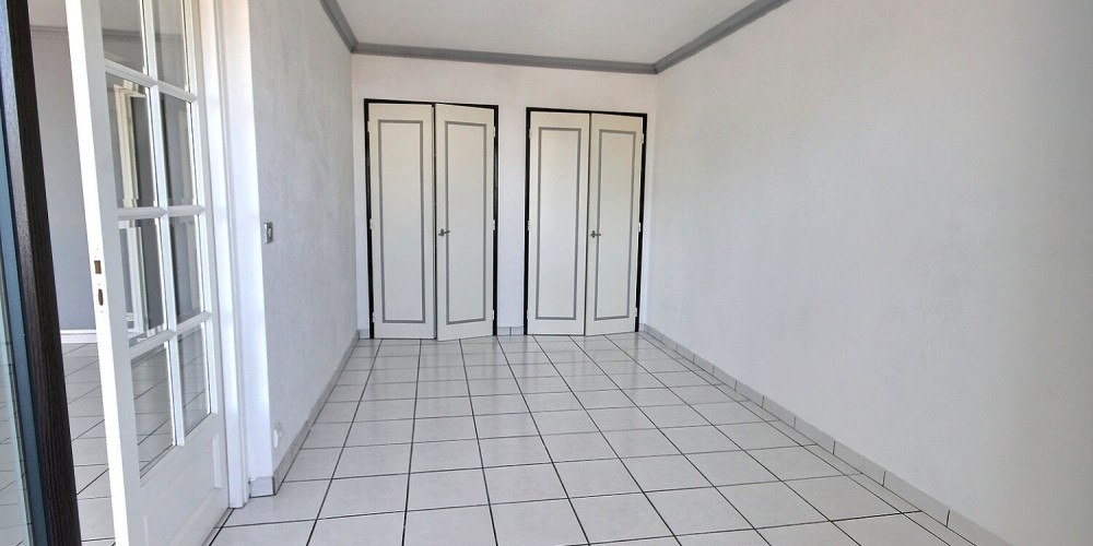 appartement à PAU (64000)