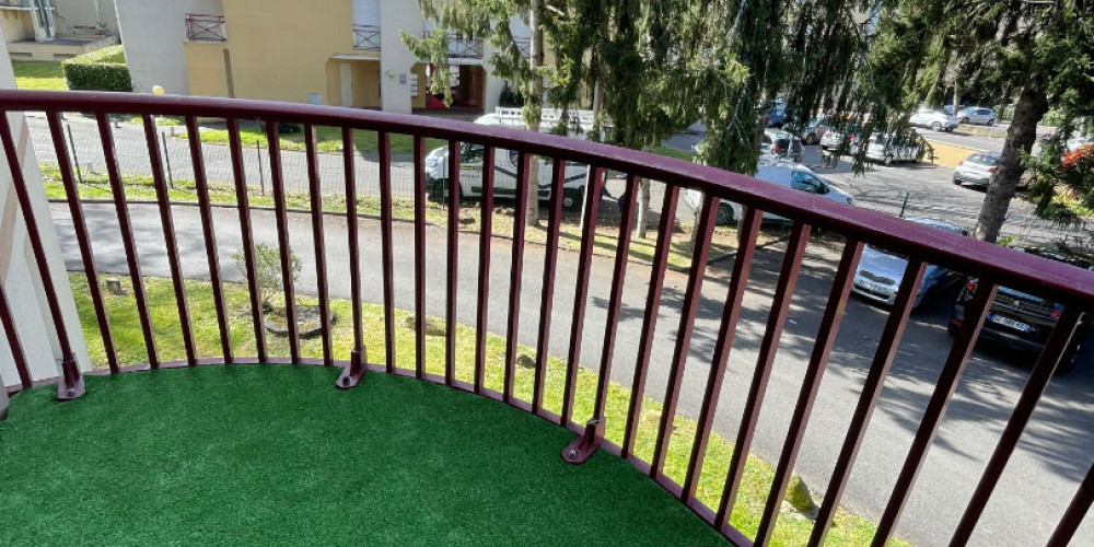 appartement à PAU (64000)