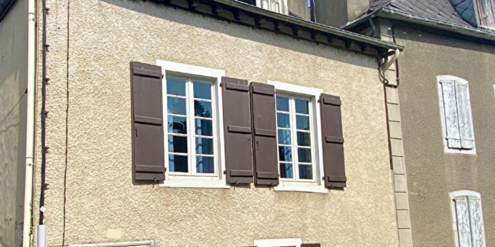 maison à OLORON STE MARIE (64400)