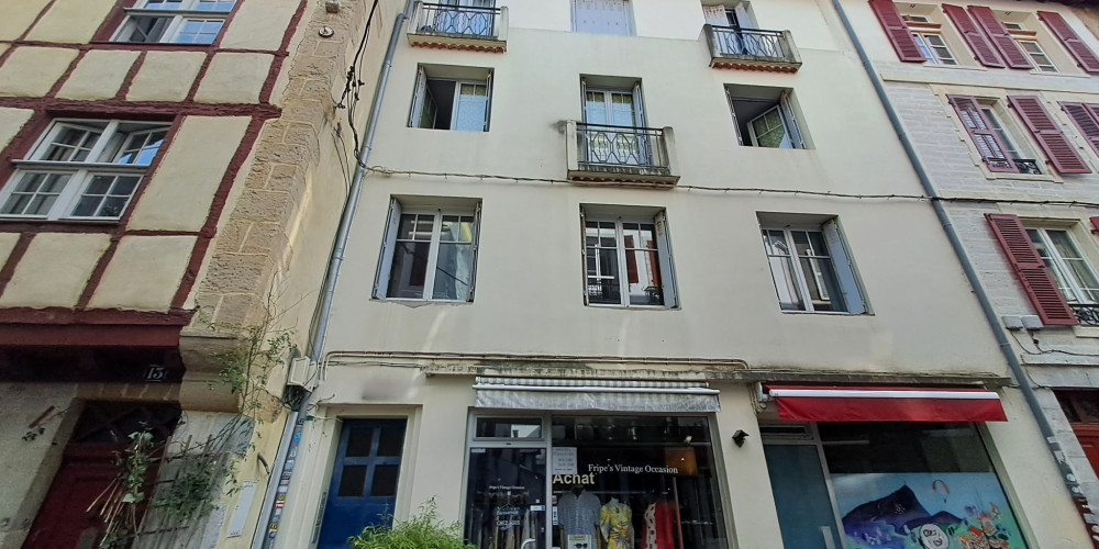 appartement à BAYONNE (64100)