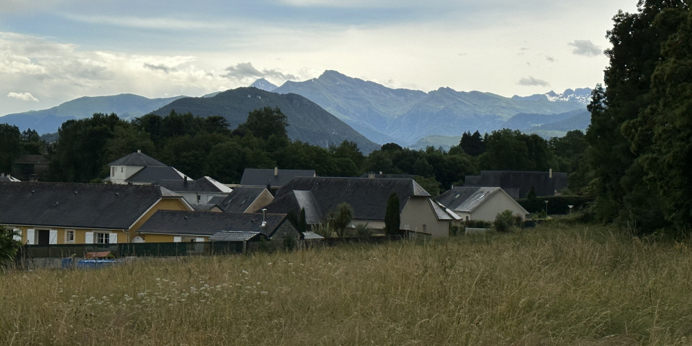 terrain à POUEYFERRE (65100)