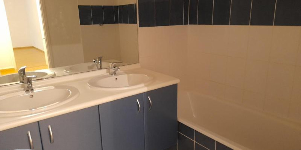 appartement à BAGNERES DE BIGORRE (65200)