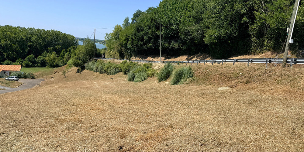 terrain à LAHONCE (64990)