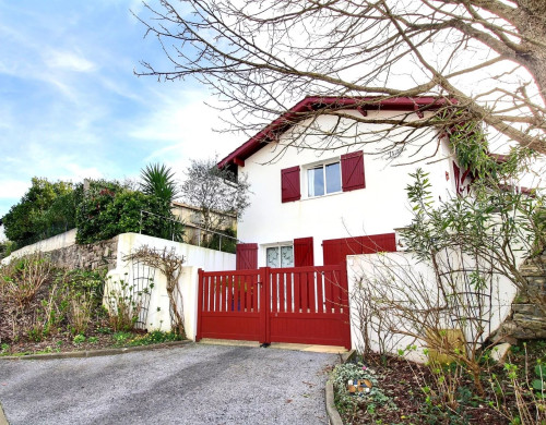 maison  GUETHARY