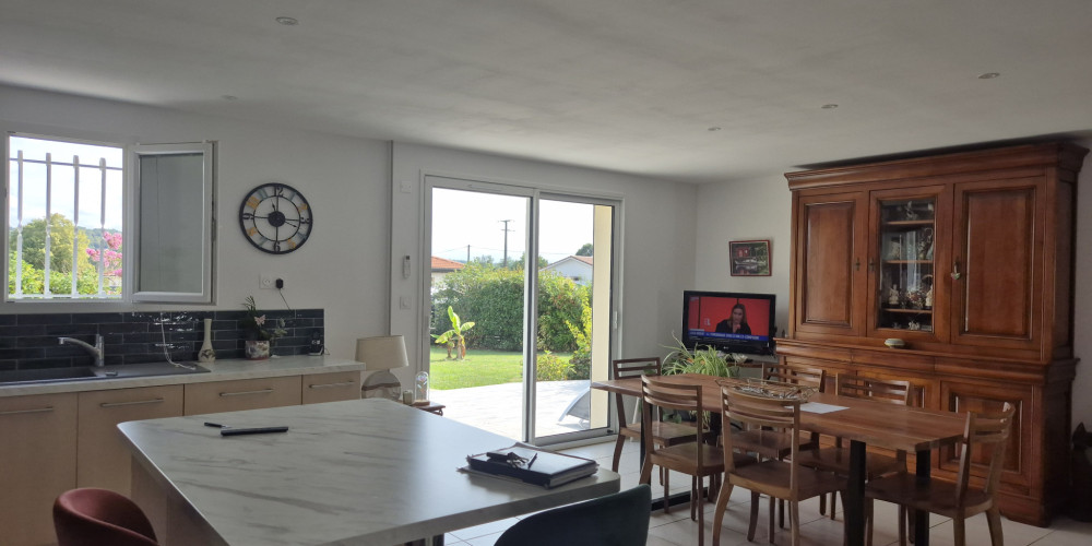 maison à BELLOCQ (64270)