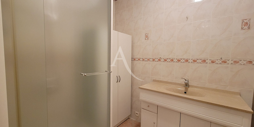appartement à PAU (64000)