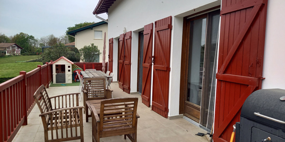 maison à ARBONNE (64210)