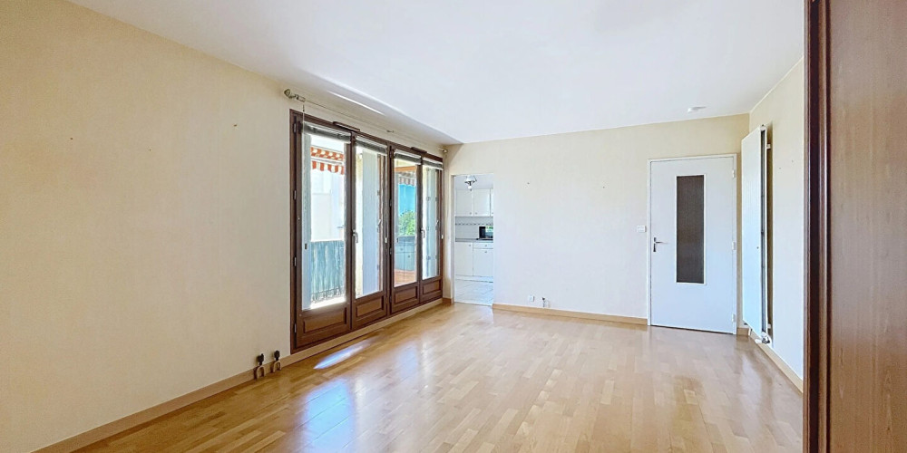 appartement à ST PIERRE D IRUBE (64990)
