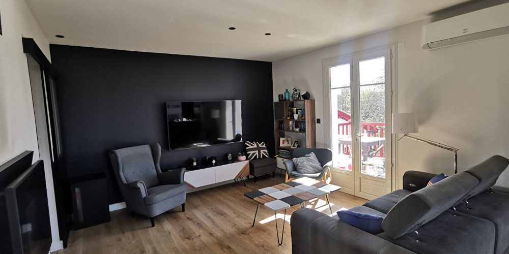 appartement à ST PEE SUR NIVELLE (64310)