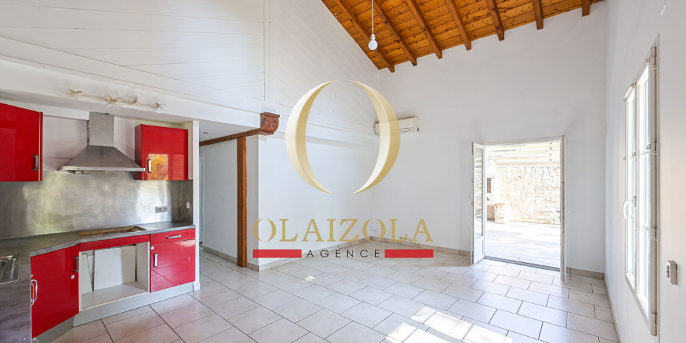 maison à ST PEE SUR NIVELLE (64310)