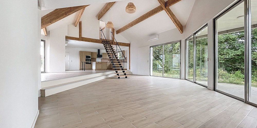 maison à MORLAAS (64160)