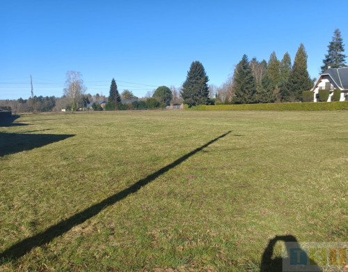 terrain  LANNEMEZAN