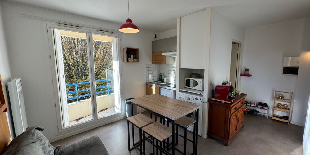 appartement à PAU (64000)