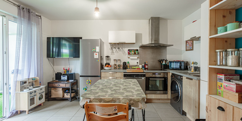 appartement à ST PEE SUR NIVELLE (64310)