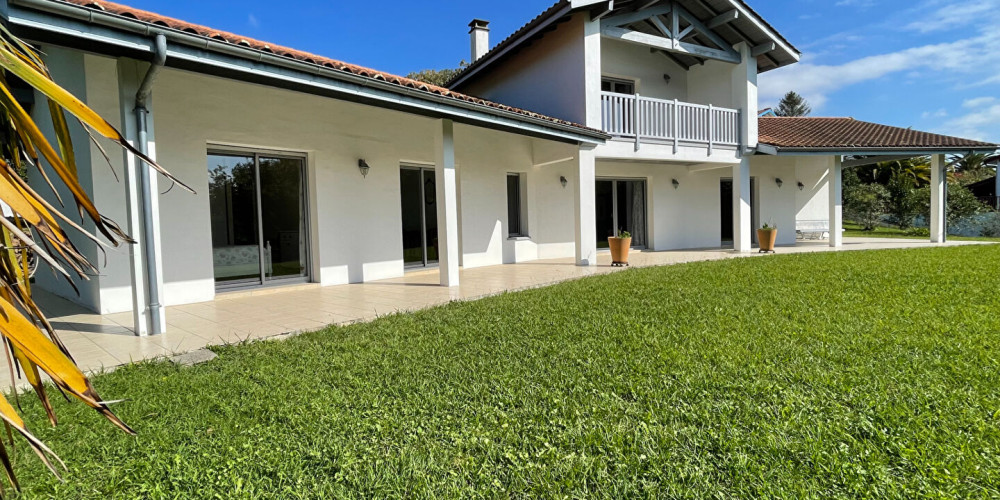 maison à AHETZE (64210)