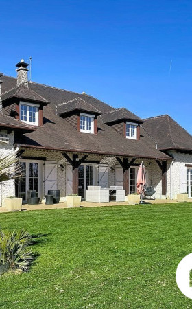 Maison  LASLADES