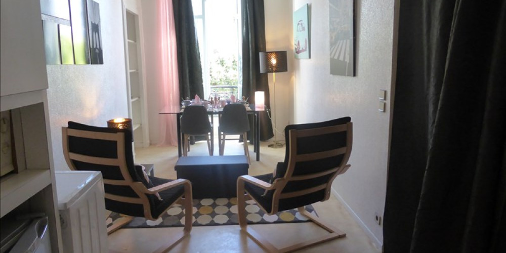 appartement à PAU (64000)