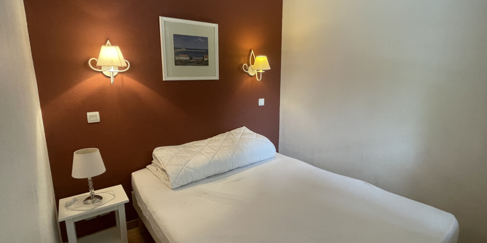 appartement à UHART CIZE (64220)
