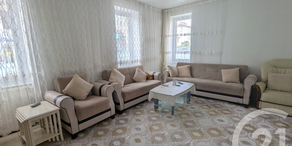 maison à PUYOO (64270)