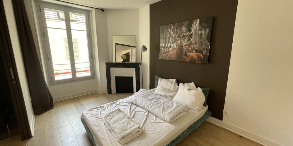 appartement à PAU (64000)