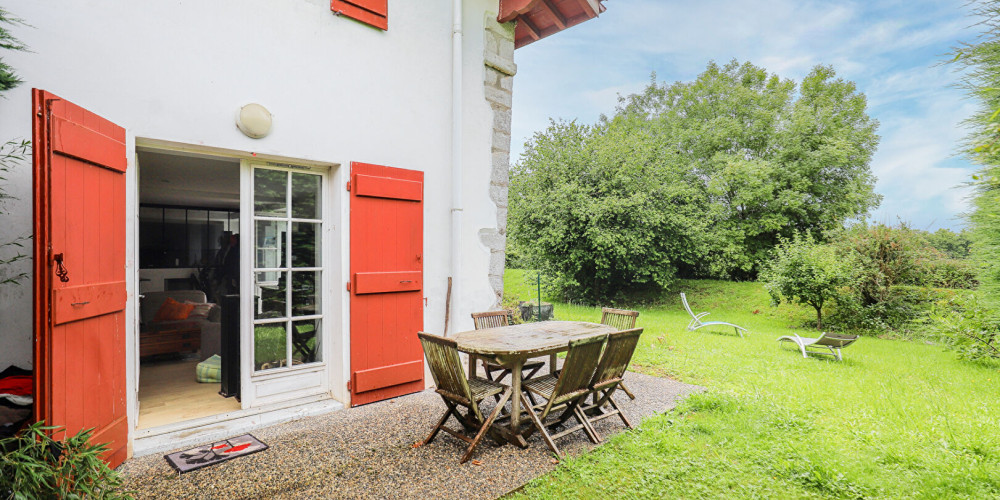 appartement à URRUGNE (64122)