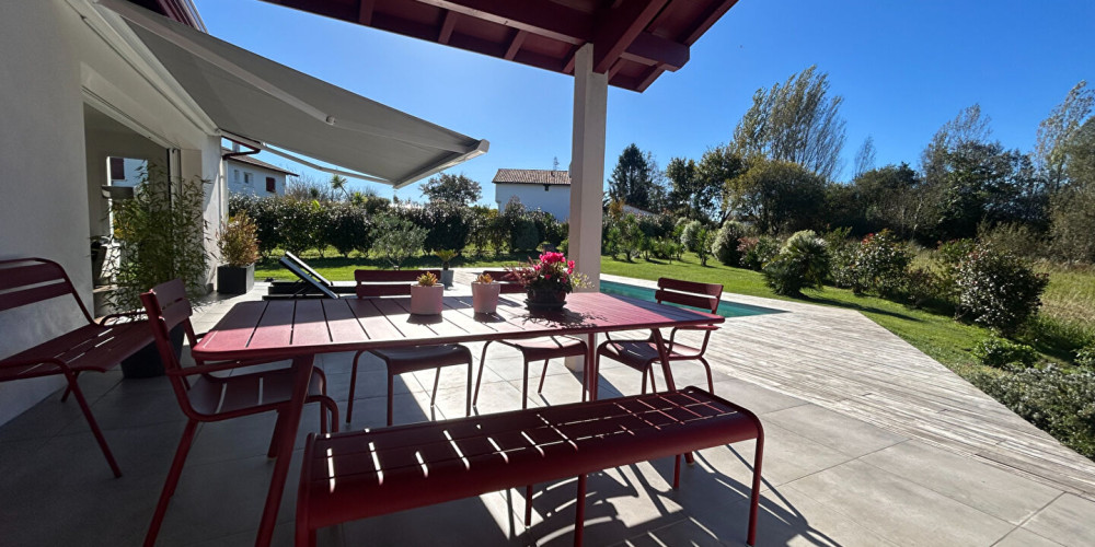 maison à USTARITZ (64480)