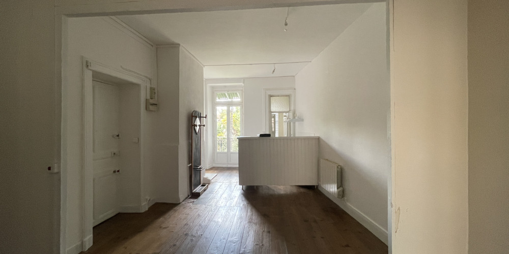 appartement à PAU (64000)
