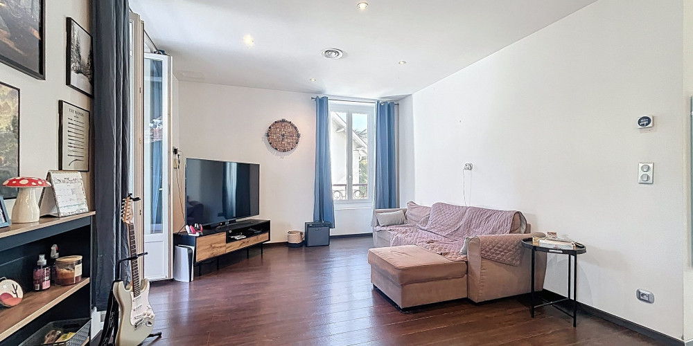 appartement à PAU (64000)