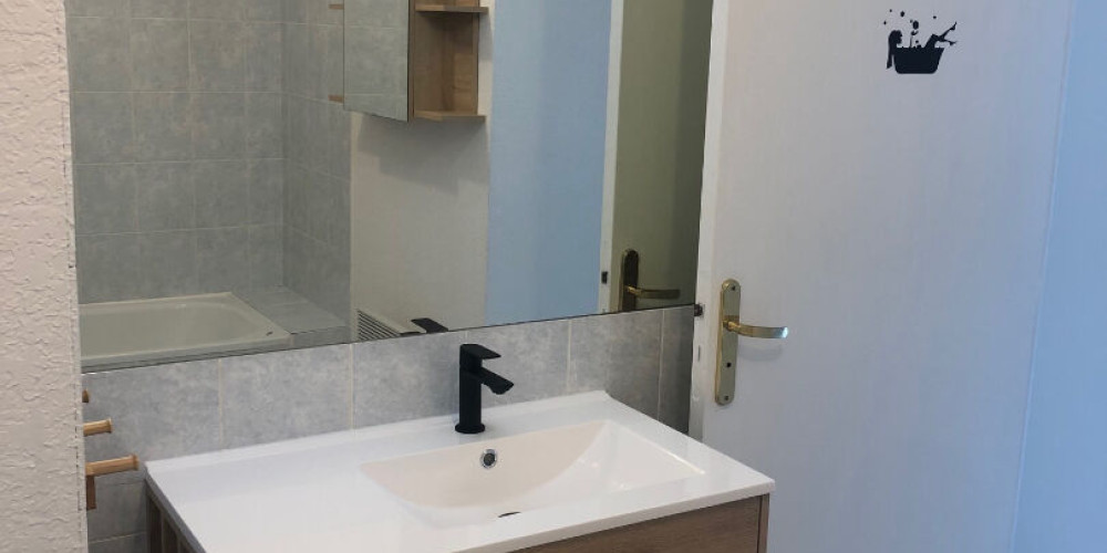 appartement à PAU (64000)