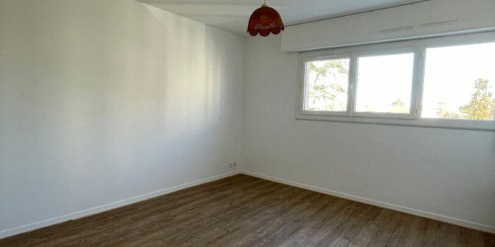 appartement à PAU (64000)