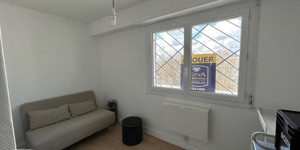 appartement à PAU (64000)