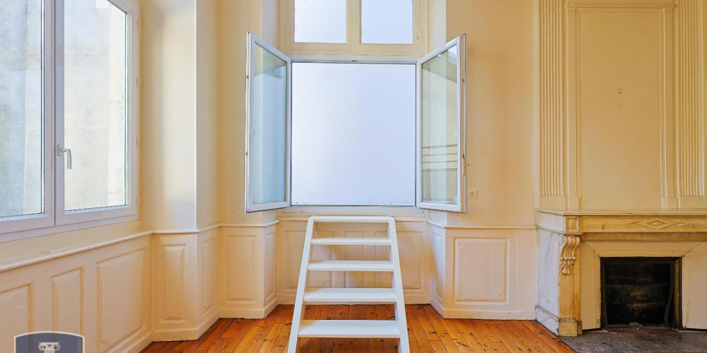 appartement à PAU (64000)