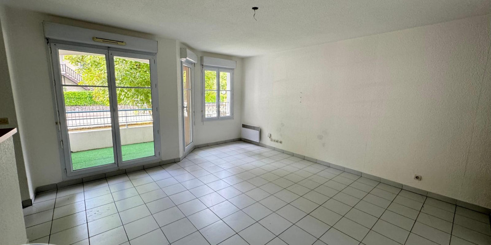 appartement à PAU (64000)