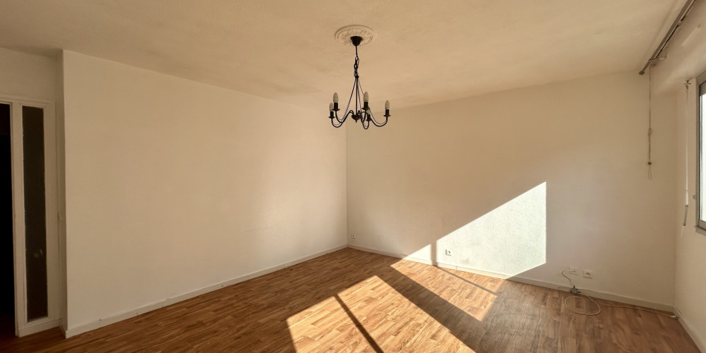 appartement à PAU (64000)