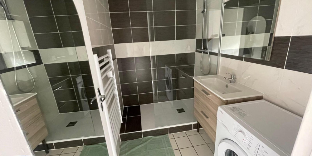 appartement à PAU (64000)