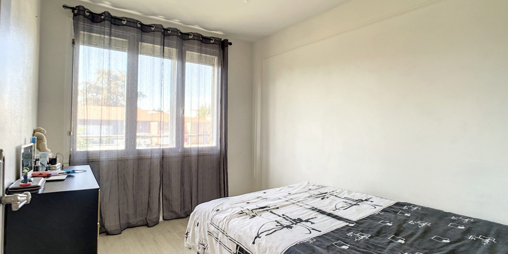 appartement à PAU (64000)