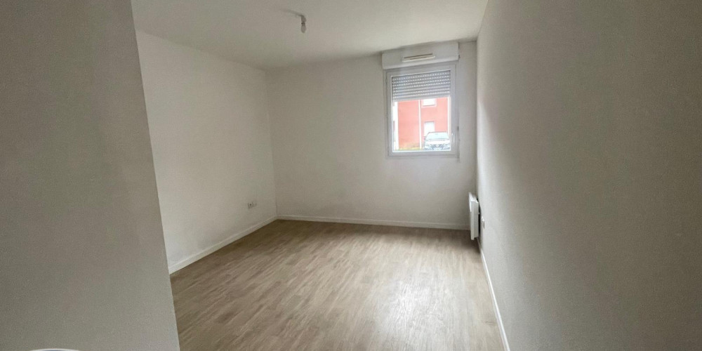 appartement à PAU (64000)