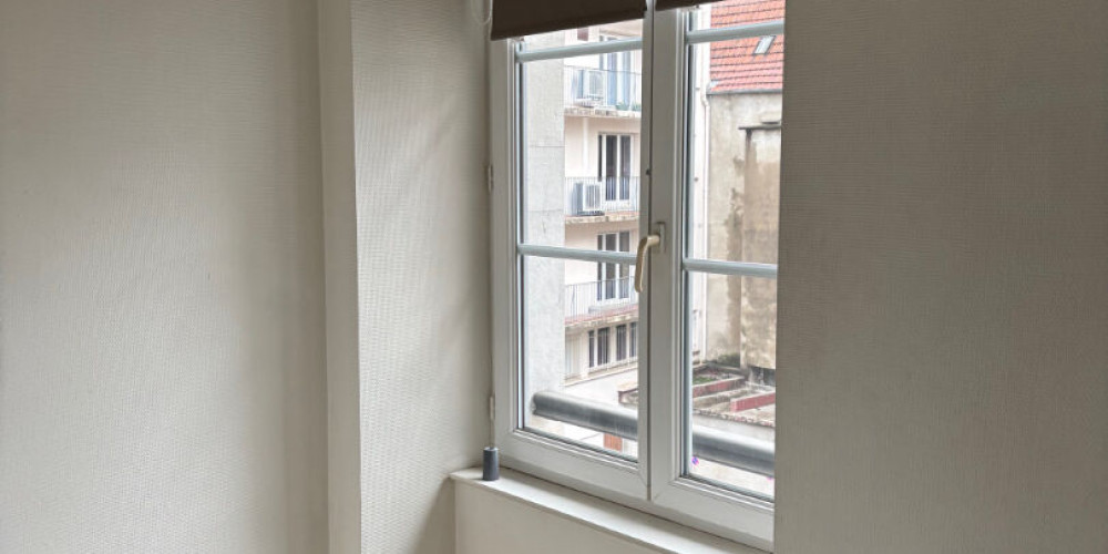 appartement à PAU (64000)