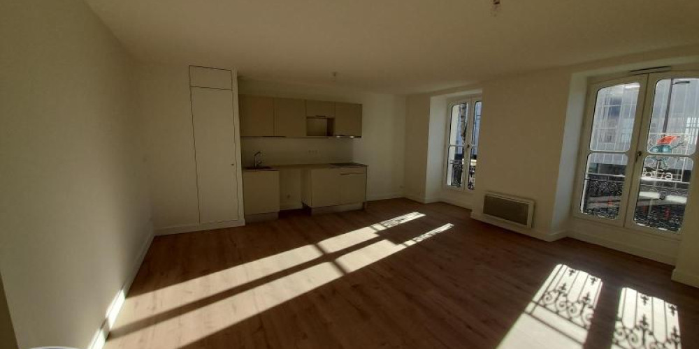appartement à PAU (64000)