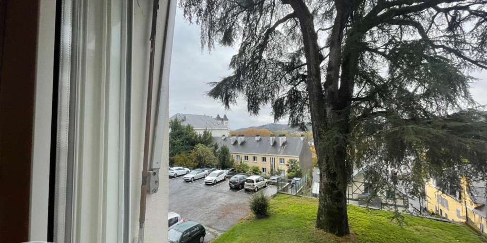 appartement à PAU (64000)