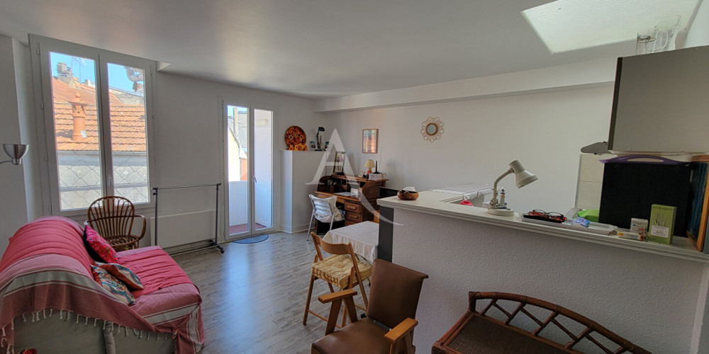 appartement à PAU (64000)