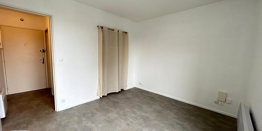 appartement à PAU (64000)