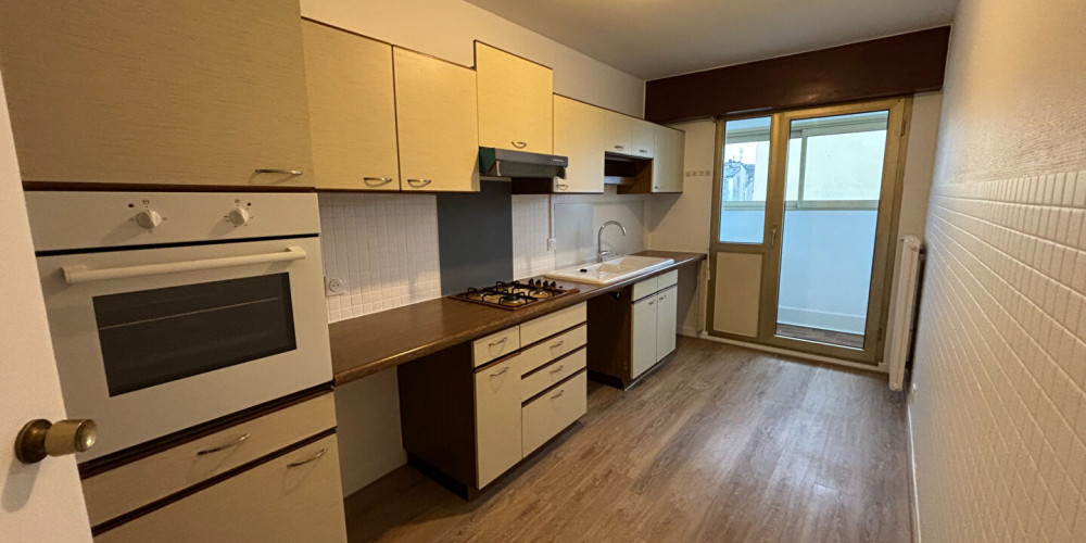 appartement à PAU (64000)