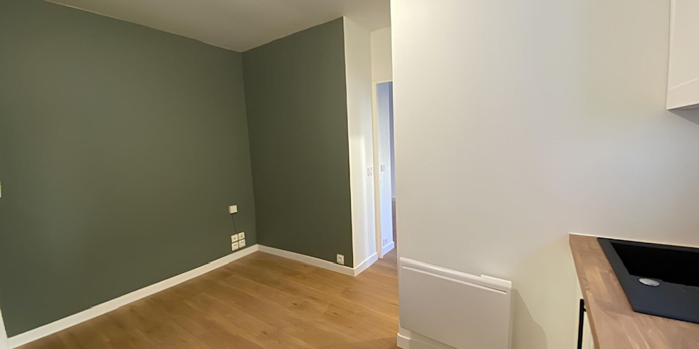 appartement à PAU (64000)